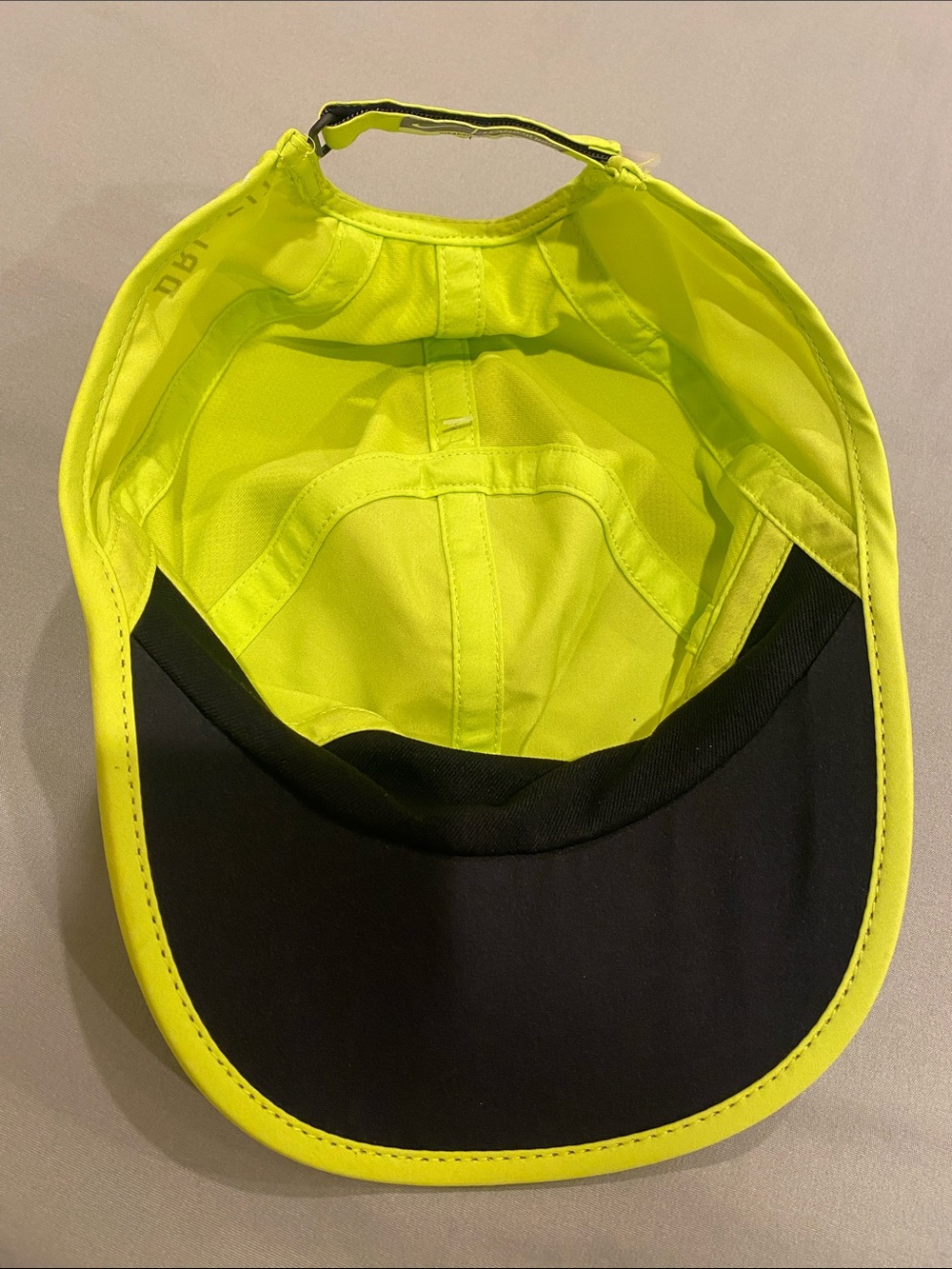 Nike Women’s Neon Yellow/Green Hat with White Swoosh - Picture 3 of 4